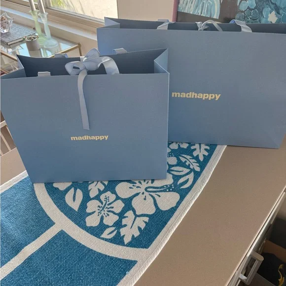 NWT Madhappy Malibu Hoodie – Yellow ice | Size M - Picture 5 of 6